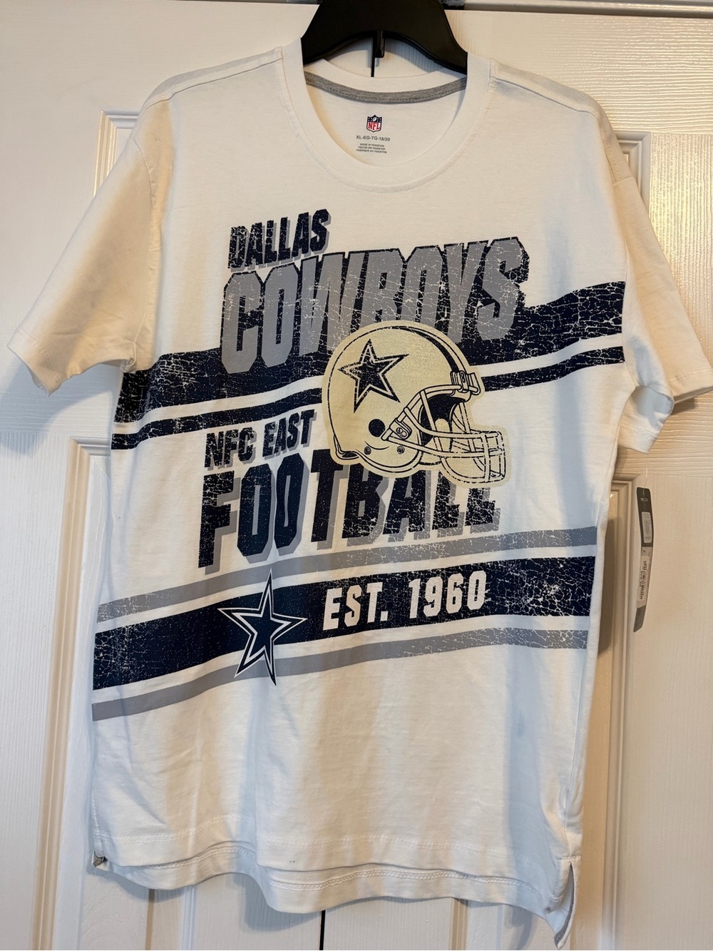 Dallas Cowboys NFL Graphic Tee - White with Navy Vintage Style